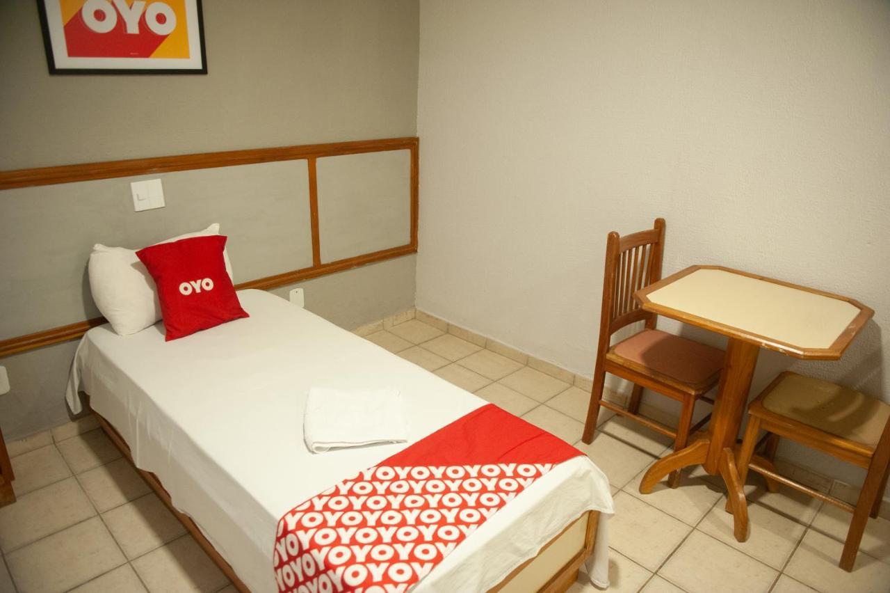 Hotel Teófilo Otoni מראה חיצוני תמונה